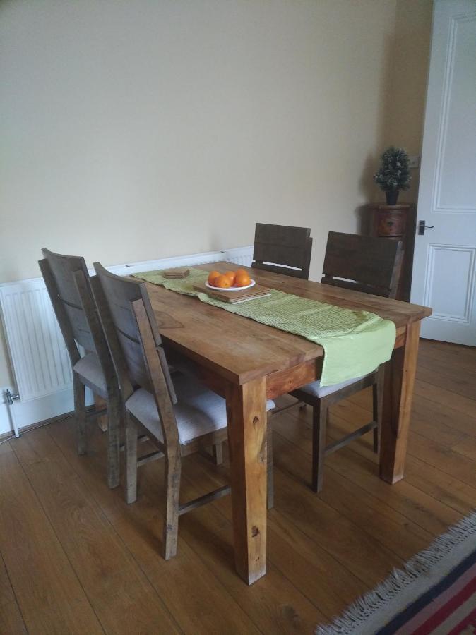 Luxury Holland Park, Sleeps 2, Free S'Fast Wifi Daire Londra Dış mekan fotoğraf